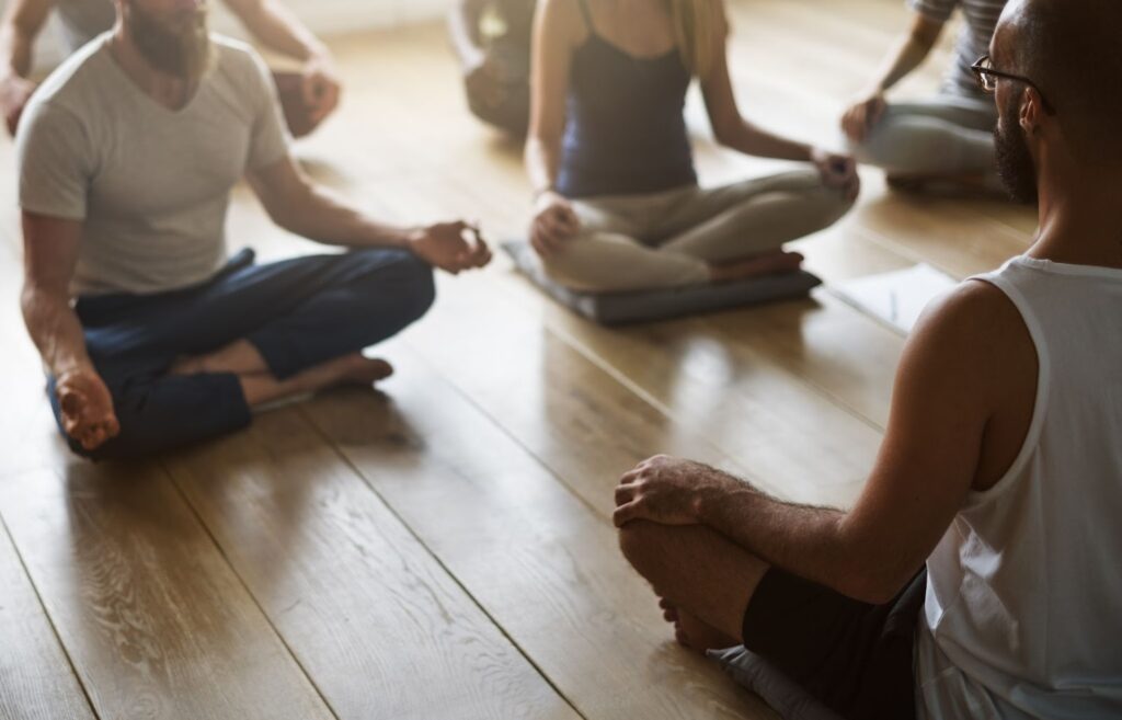 How Are Yoga Classes for Beginners Online Changing The Health Industry?